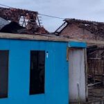 Ratusan-rumah-di-2-desa-Bondowoso-rusak-akibat-diterjang-angin-puting-beliung.jpg