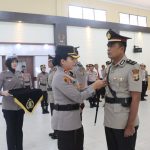 kapolres-lampung-timur-pimpin-upacara-pelantikan-kasiwas-kasikum-dan-kasi-humas