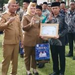 penghargaan kepada puluhan Aparatur Sipil Negara